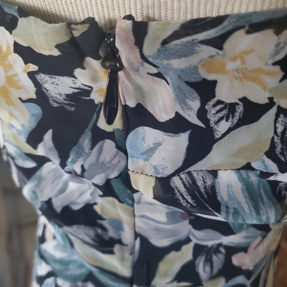 Floral One-Shoulder Ruffle Dress - Picture 6 of 13